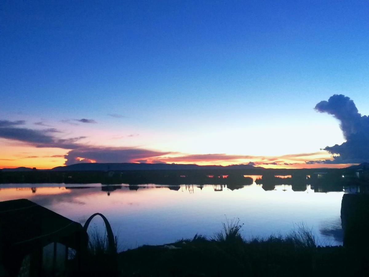 Los Uros Puno Exteriér fotografie