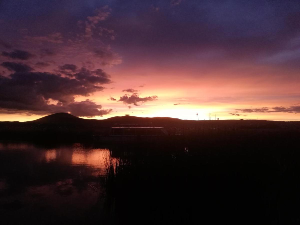 Los Uros Puno Exteriér fotografie
