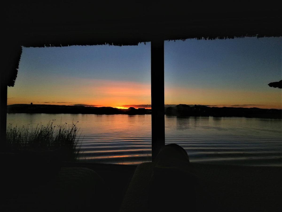 Los Uros Puno Exteriér fotografie