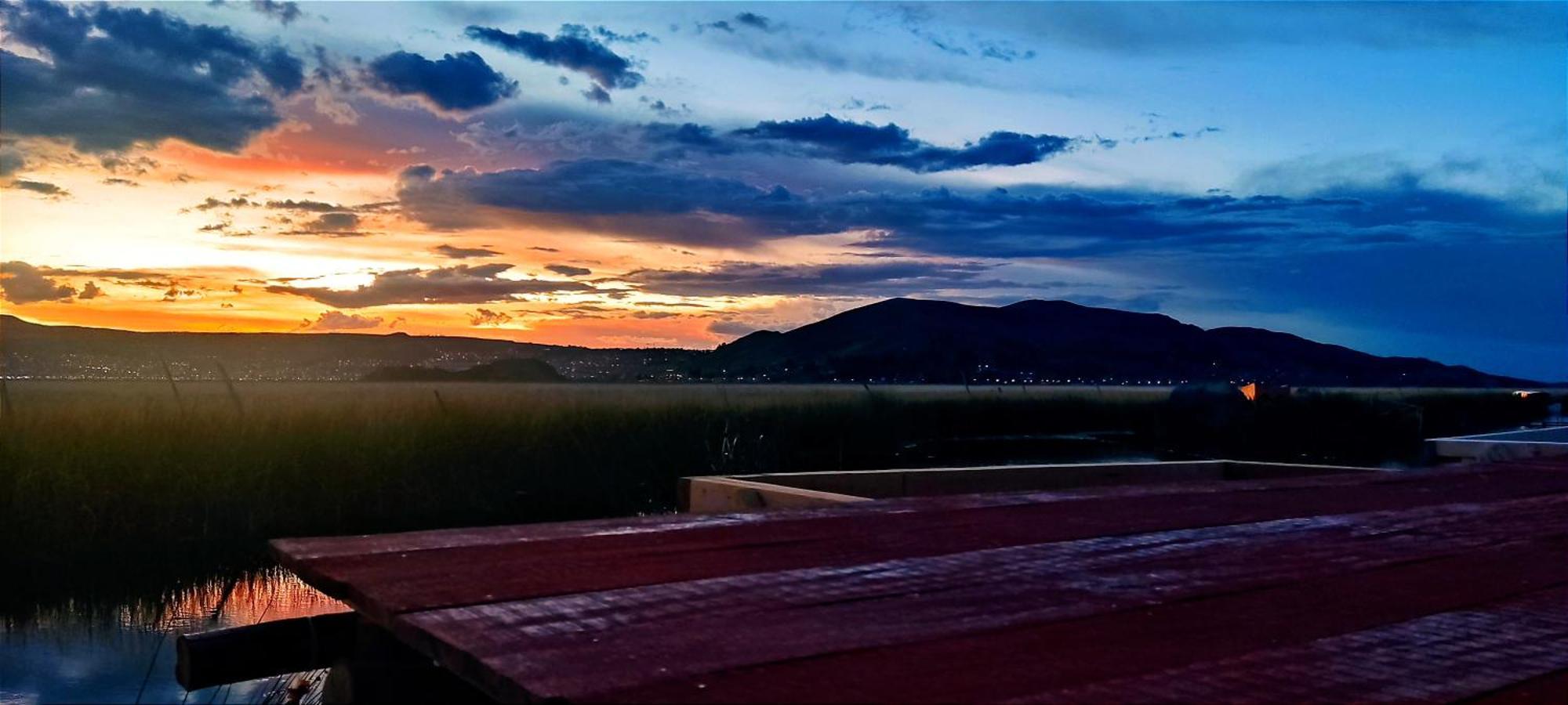 Los Uros Puno Exteriér fotografie